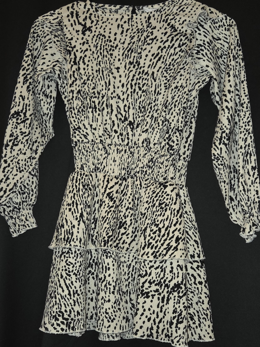 Womens Black and White Animal Print Long Sleeve Tiered Dress
